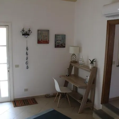 Lu Paradisu Bed & Breakfast Capomulini